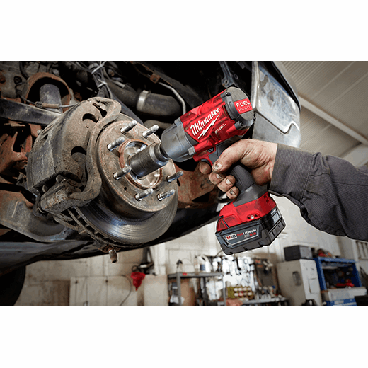 Milwaukee m18 impact kit sale